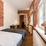 Rueuetli In Old Town Апартаменты Тарту