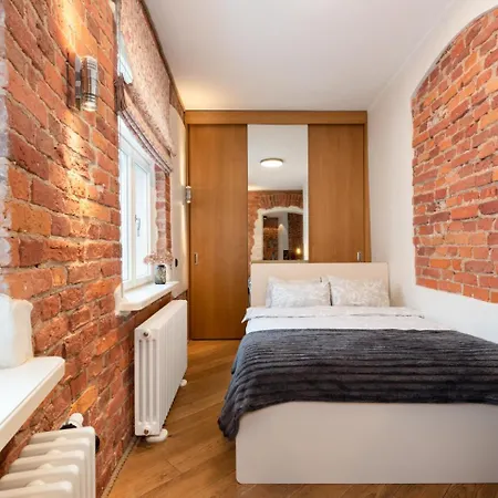 Rueuetli In Old Town * Tartu