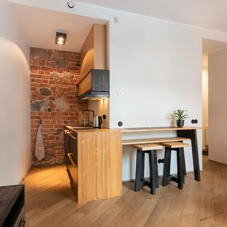 Rueuetli In Old Town Appartamento