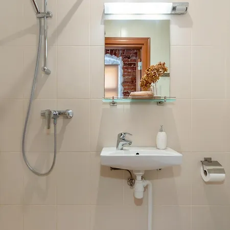 Rueuetli In Old Town *