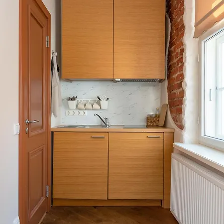 Апартаменты Rueuetli In Old Town Тарту