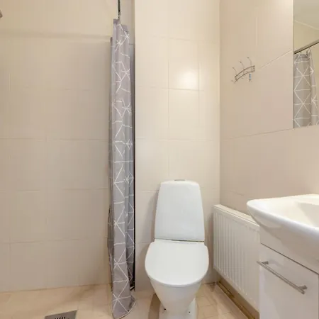 Rueuetli In Old Town Appartamento Tartu