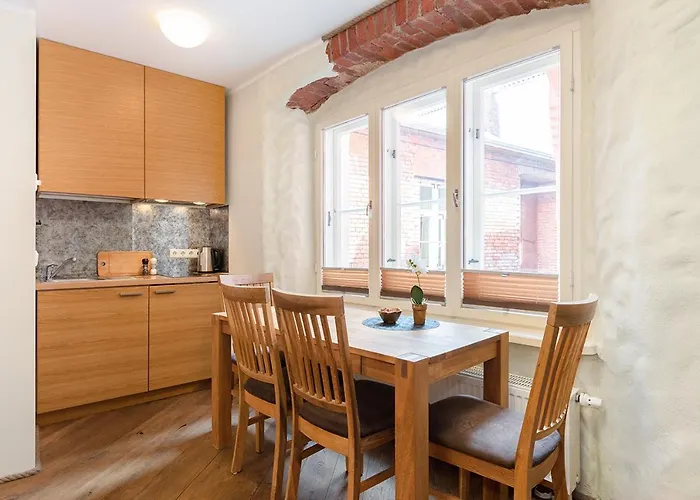 Rueuetli In Old Town *