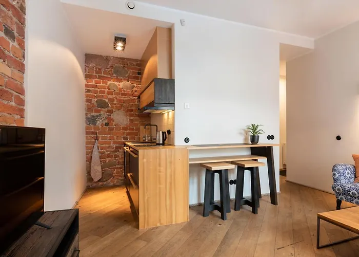 Rueuetli In Old Town Apartment